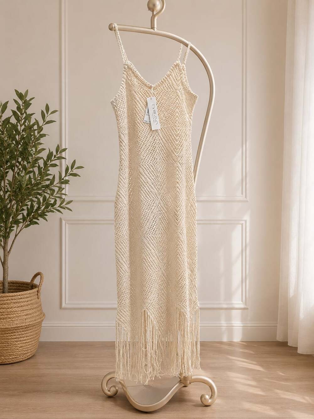NWT La Blanca Crochet the Day V-Neck Fringed Cover-Up Midi Dress. Retail: $127
